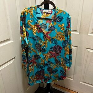 Vintage Gold Label Victoria Secret 100% Silk Shell Night Sleep Shirt